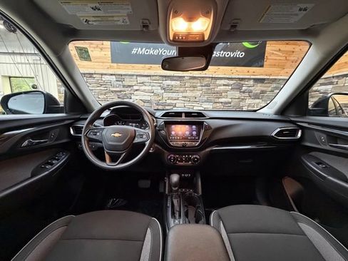 Used 2023 Chevrolet TrailBlazer LT w/ Convenience Package FWD image 18