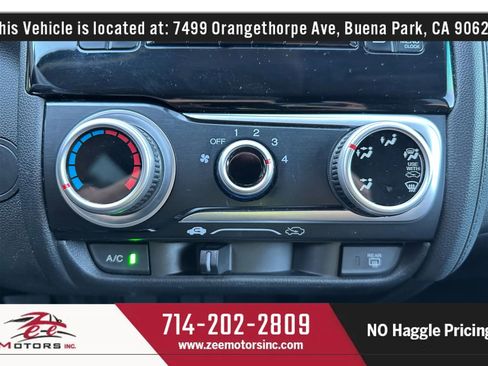 Used 2017 Honda Fit LX image 31