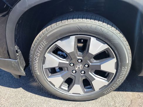 New 2026 Honda Pilot Touring image 12