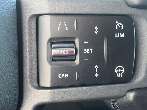 Certified 2024 Land Rover Defender 130 X-Dynamic SE image 18