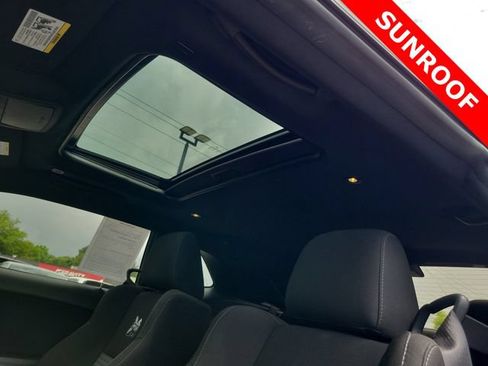 Used 2022 Dodge Challenger R/T Scat Pack w/ Driver Convenience Group RWD image 14