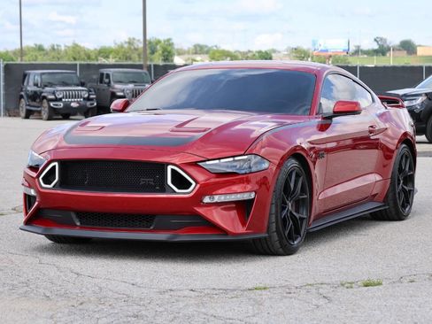 Used 2020 Ford Mustang GT Premium w/ GT Performance Package RWD image 6