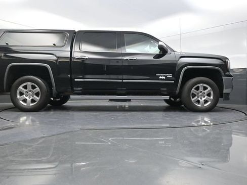 Used 2018 GMC Sierra 1500 SLT AWD/4WD image 38