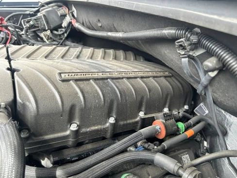 Used 2020 Ford F150 Lariat w/ Equipment Group 502A Luxury AWD/4WD image 2
