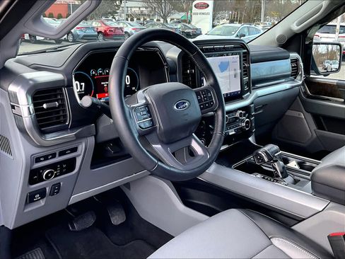 Used 2023 Ford F150 Lariat w/ Max Trailer Tow Package image 8