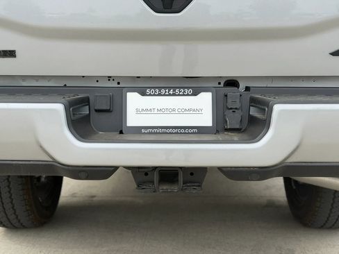Used 2024 RAM 2500 Big Horn w/ Night Edition AWD/4WD image 36