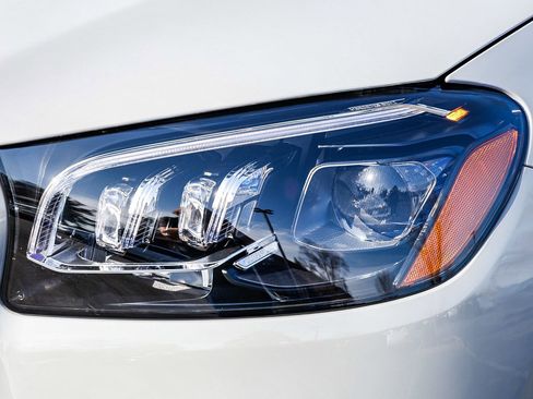 New 2026 Mercedes-Benz GLS 63 AMG 4MATIC image 7