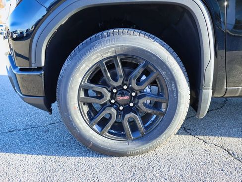 New 2026 GMC Sierra 1500 Elevation image 30