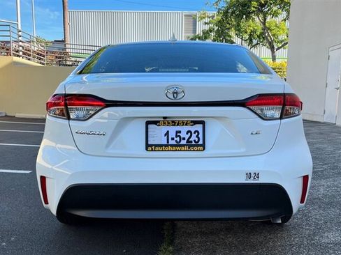 Used 2023 Toyota Corolla LE FWD image 4