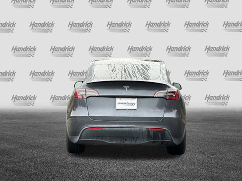 Used 2022 Tesla Model Y Performance image 6