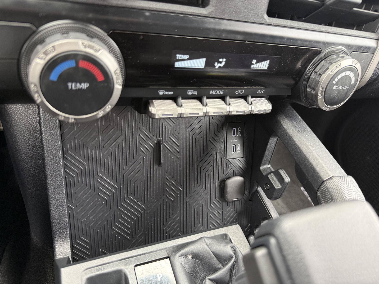 Certified 2025 Toyota 4Runner SR5 AWD/4WD image 23