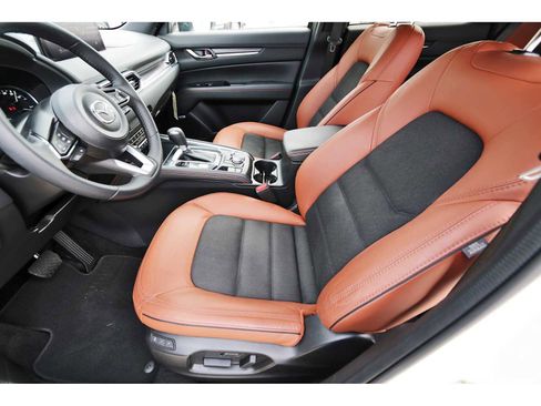 Certified 2025 MAZDA CX-5 Carbon Edition image 11