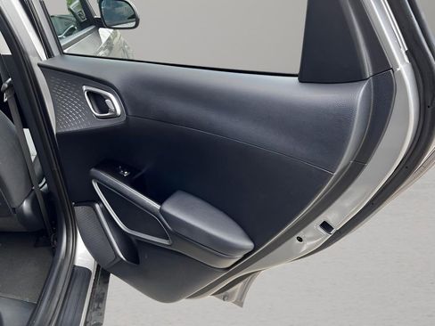 Used 2023 Kia Soul LX w/ Option Group 015 image 31