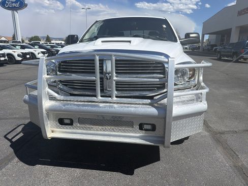 Used 2006 Dodge Ram 2500 Truck Laramie AWD/4WD image 2