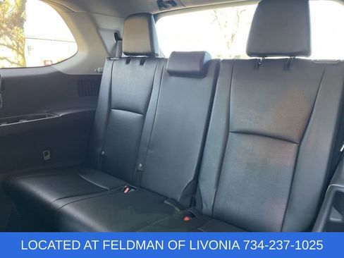 Used 2025 Toyota Grand Highlander AWD image 35