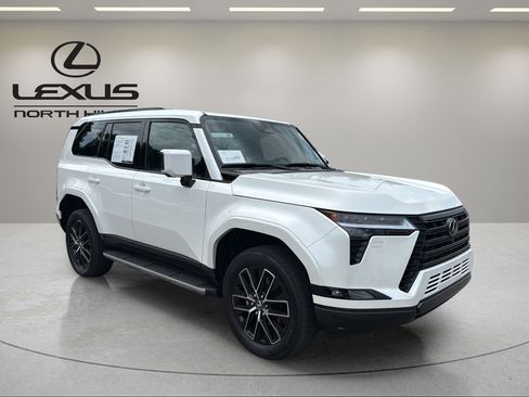 Certified 2025 Lexus GX 550 w/ Accessory Package (2T) AWD/4WD image 4