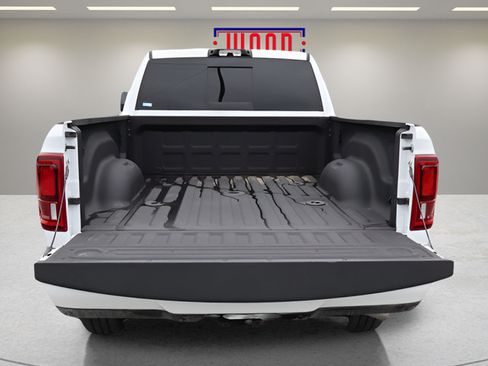 Used 2026 RAM 2500 Limited AWD/4WD image 11