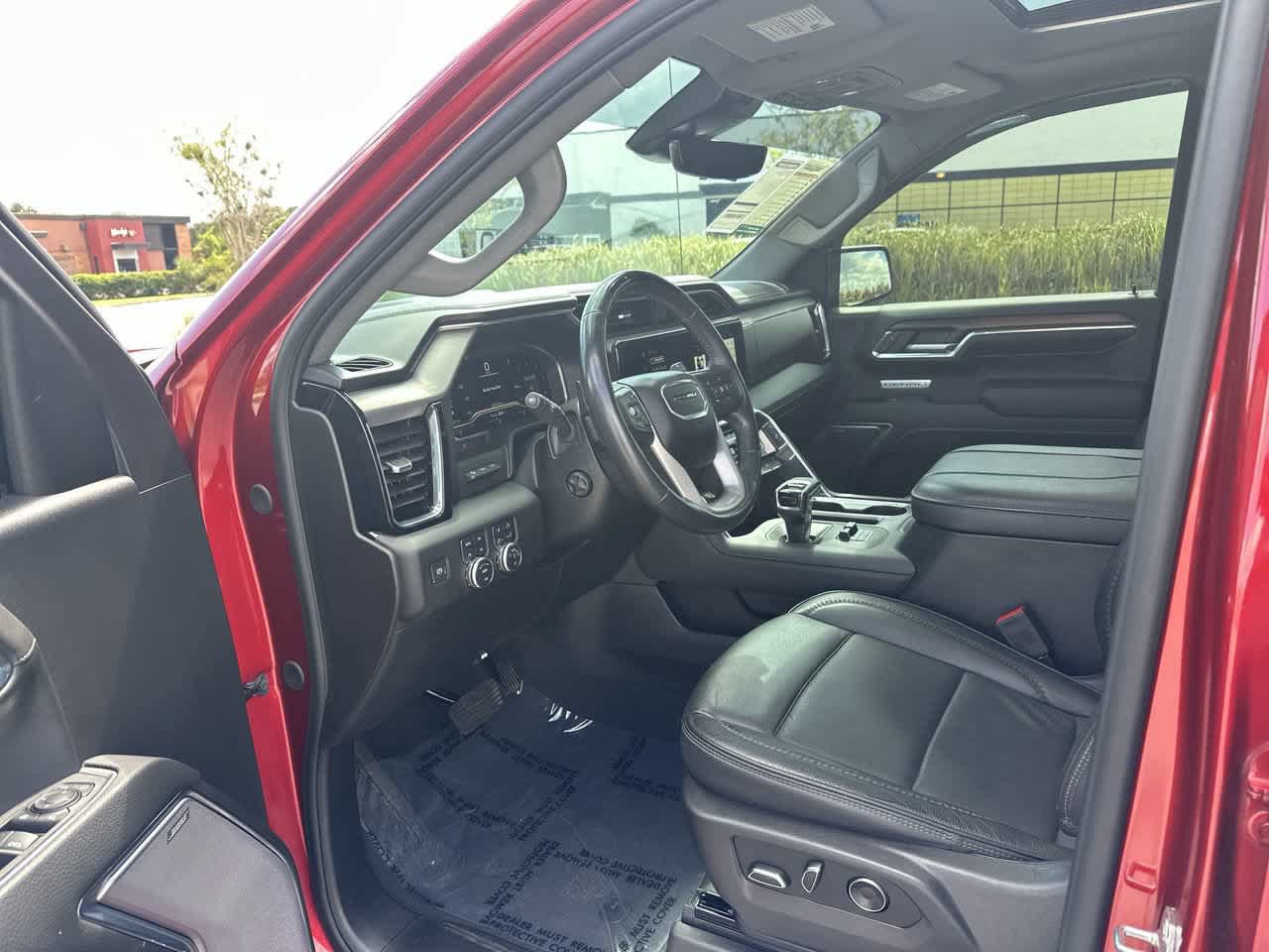 Used 2024 GMC Sierra 1500 Denali AWD/4WD image 10