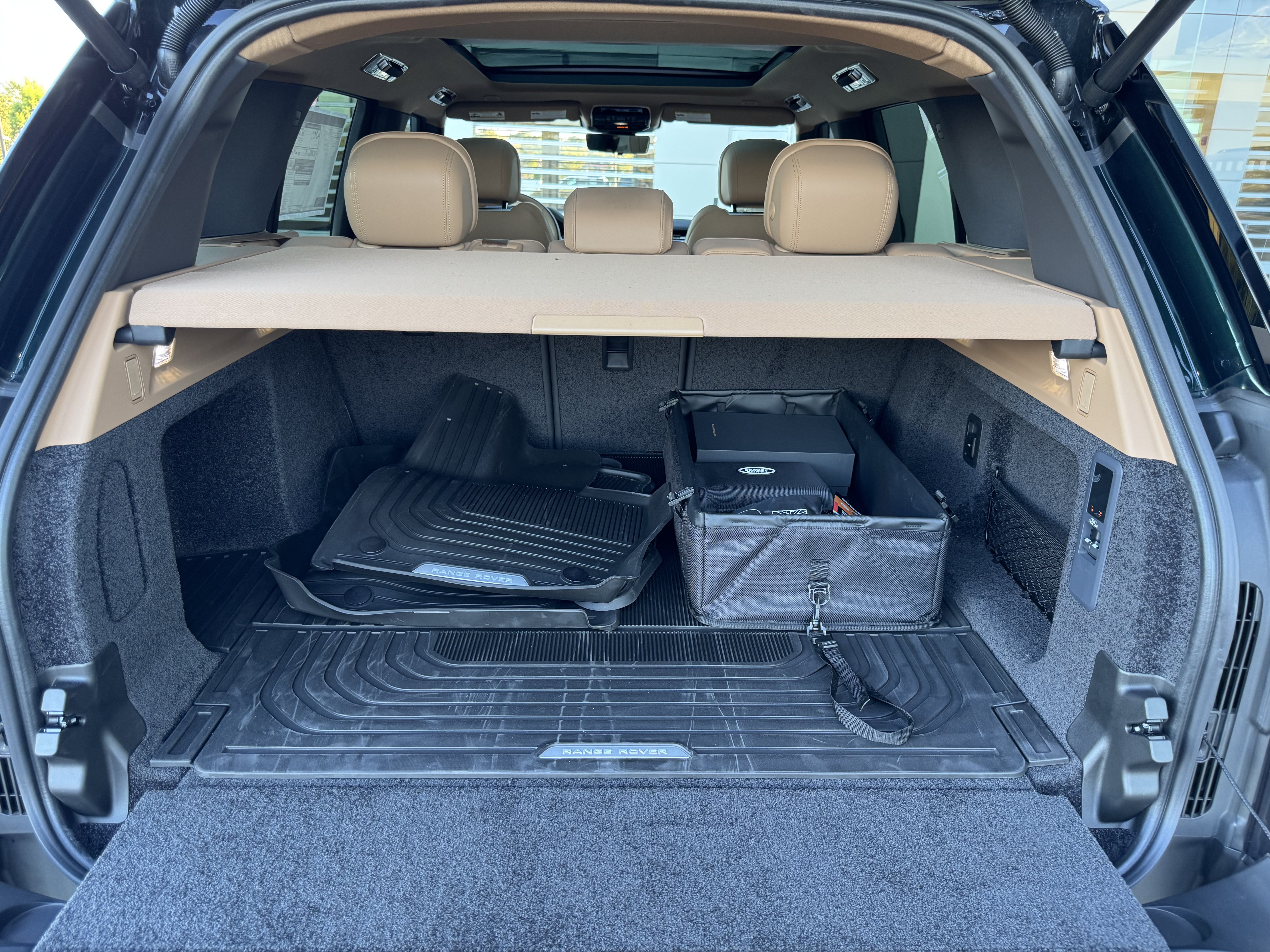New 2027 Land Rover Range Rover SE AWD/4WD image 33