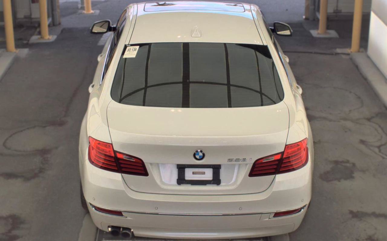 Used 2015 BMW 528i Sedan RWD image 6