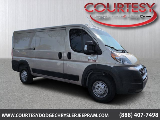 Used 2021 RAM ProMaster 2500 w/ Premium Appearance Group FWD image 1