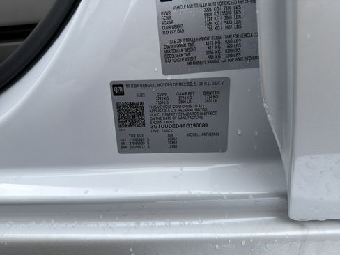 Used 2023 GMC Sierra 1500 SLT w/ SLT Premium Package image 37