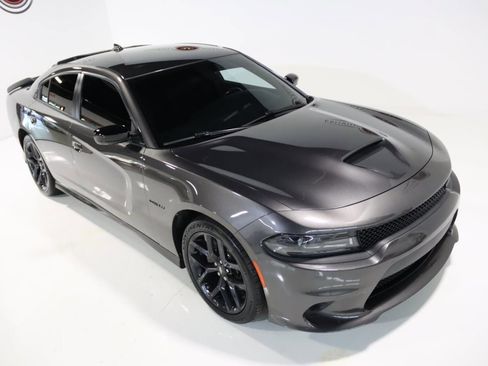 Used 2022 Dodge Charger R/T w/ Blacktop Package image 27