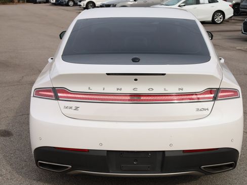 Used 2019 Lincoln MKZ Reserve image 4