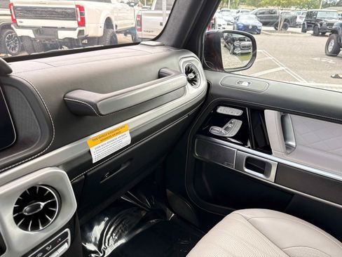 Certified 2022 Mercedes-Benz G 63 AMG 4MATIC image 26