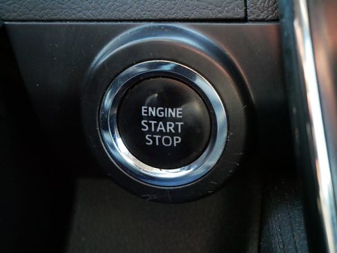 Used 2012 Toyota Camry SE w/ Convenience Pkg image 28