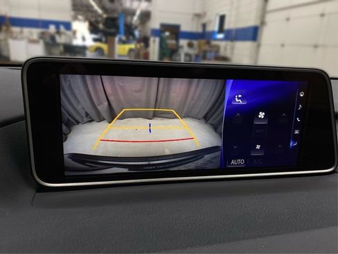 Used 2019 Lexus RX 350 AWD w/ Navigation Package image 32