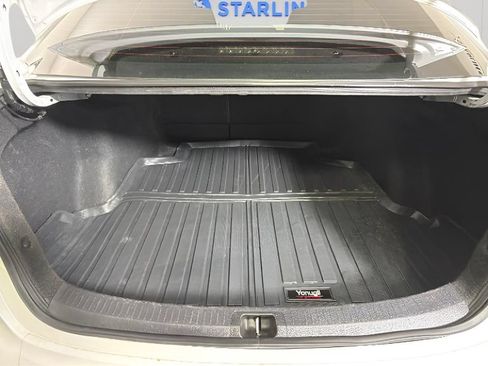 Used 2022 Toyota Corolla SE FWD image 26