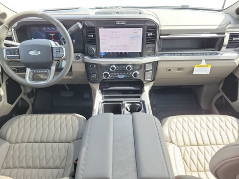 New 2026 Ford F250 Platinum w/ Platinum Plus Package AWD/4WD image 16