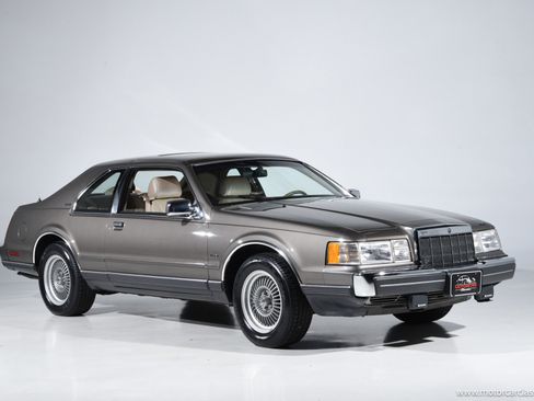 Used 1988 Lincoln Mark VII LSC RWD image 1