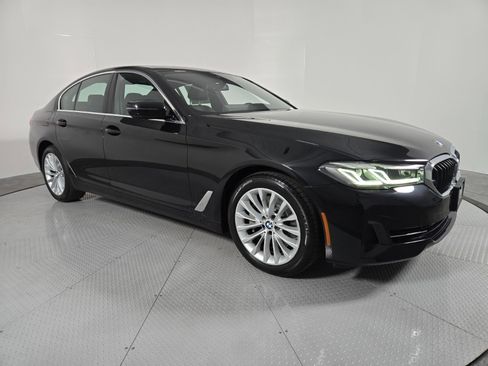 Used 2023 BMW 530i w/ Convenience Package image 15