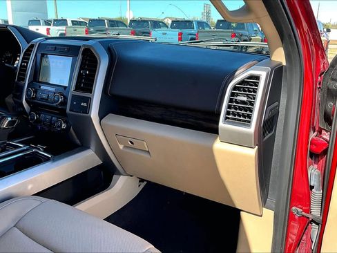 Used 2018 Ford F150 Lariat image 18