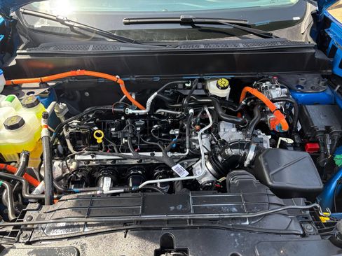 Used 2026 Ford Maverick XLT FWD image 30