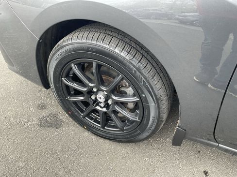 Used 2018 Subaru Impreza 2.0i AWD/4WD image 9