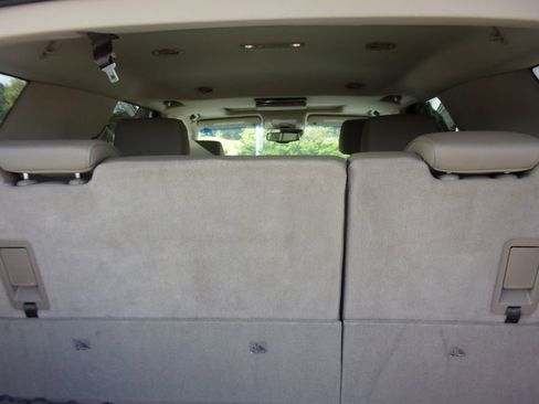 Used 2017 Chevrolet Tahoe LT image 5