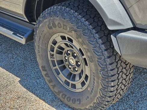 New 2026 Ford Bronco Outer Banks w/ Sasquatch Package AWD/4WD image 5