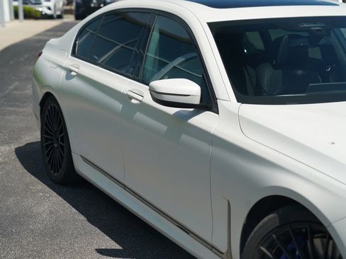 Used 2022 BMW ALPINA B7 xDrive w/ Luxury Rear Seating Package AWD/4WD image 37