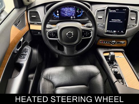 Used 2023 Volvo XC90 T8 Core w/ Climate Package image 2