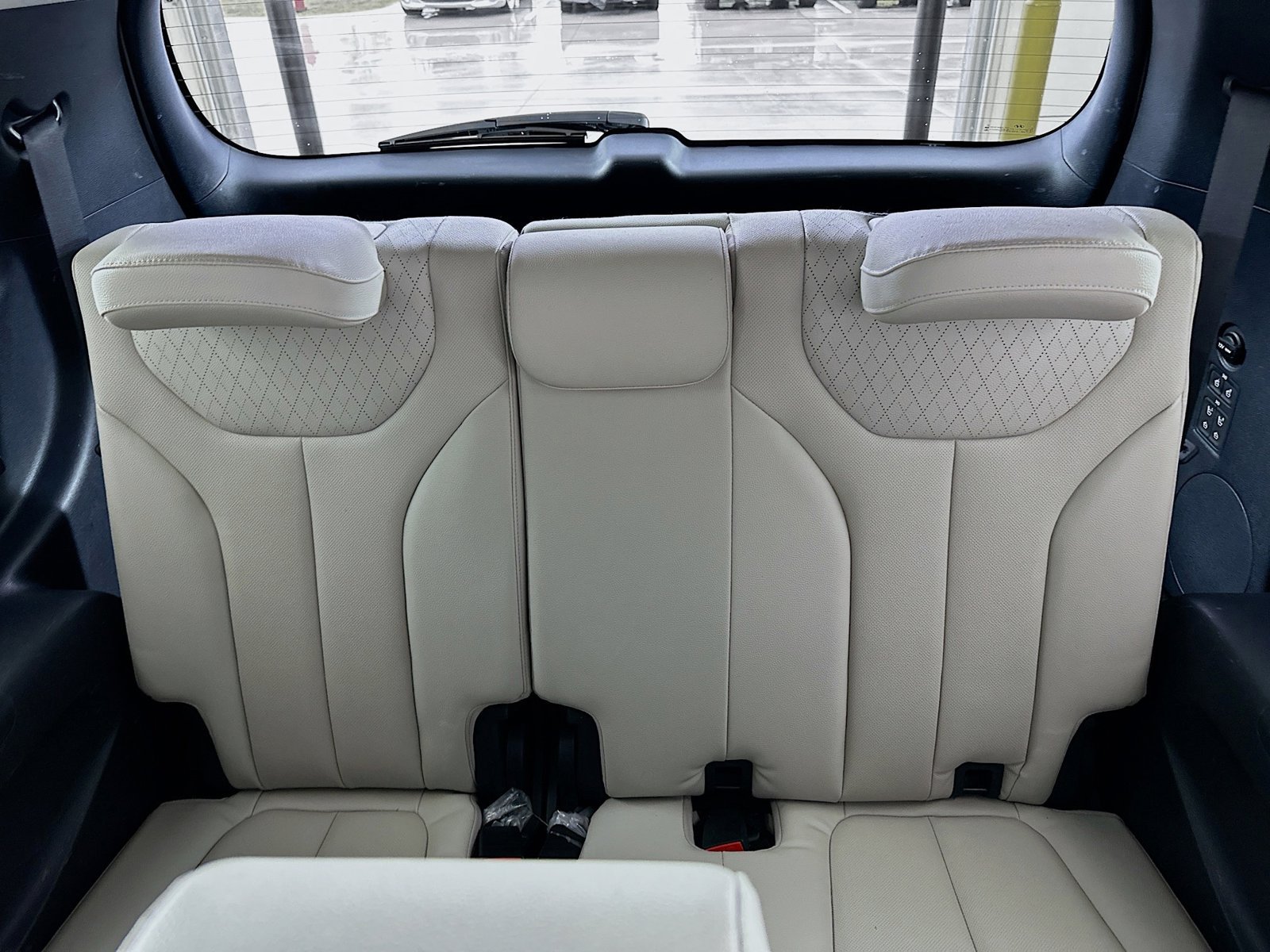 Used 2022 Hyundai Palisade SEL w/ 8P Bench Seat Package FWD image 38