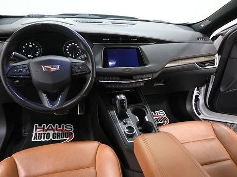 Used 2019 Cadillac XT4 Sport image 5