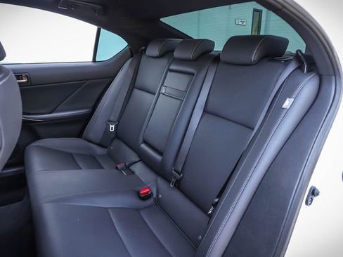 Certified 2022 Lexus IS 300 w/ Premium Package RWD image 17