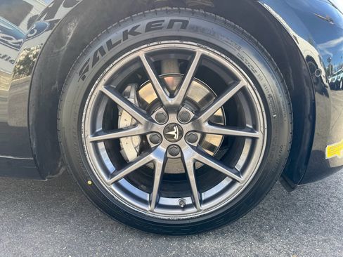 Used 2021 Tesla Model 3 Long Range image 12