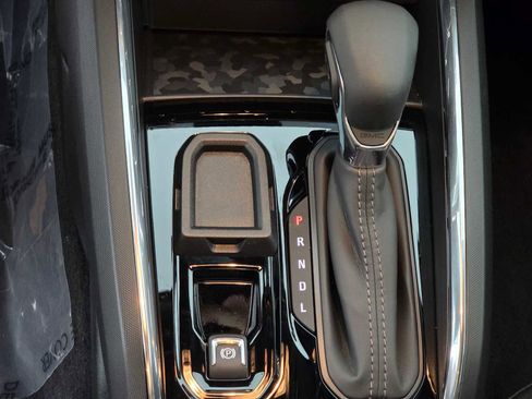 New 2026 GMC Canyon Elevation w/ Convenience Package image 31