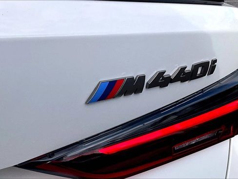 Used 2024 BMW M440i Coupe w/ Premium Package image 22