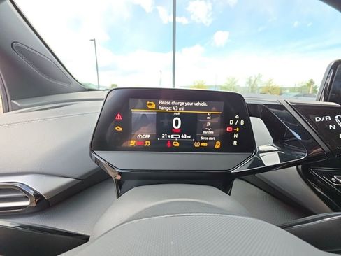 Used 2023 Volkswagen ID.4 Pro S image 18