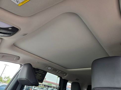 Used 2026 INFINITI QX60 Luxe w/ Cargo Package FWD image 11